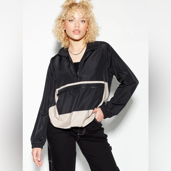 NWT Rue 21 Black and Tan Lightweight Windbreaker Women's Y2K Jacket Size 1X - Picture 1 of 5
